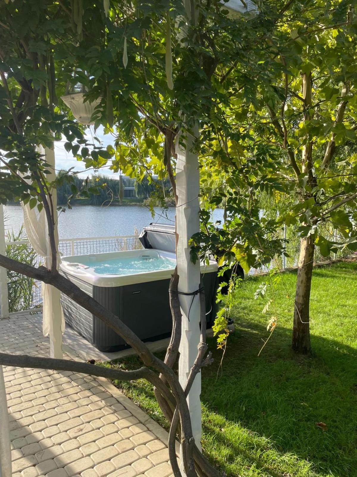 Therme - Corbeanca By The Lake Luxury Villa Kültér fotó