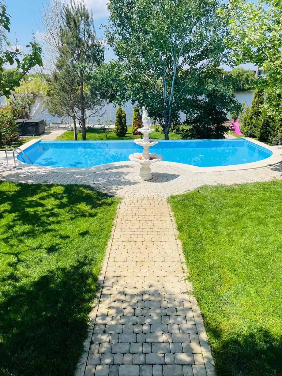 Therme - Corbeanca By The Lake Luxury Villa Kültér fotó